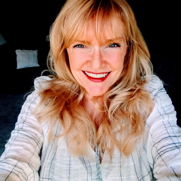 Meet your Posher, Cynthia - Picture 14 of 14